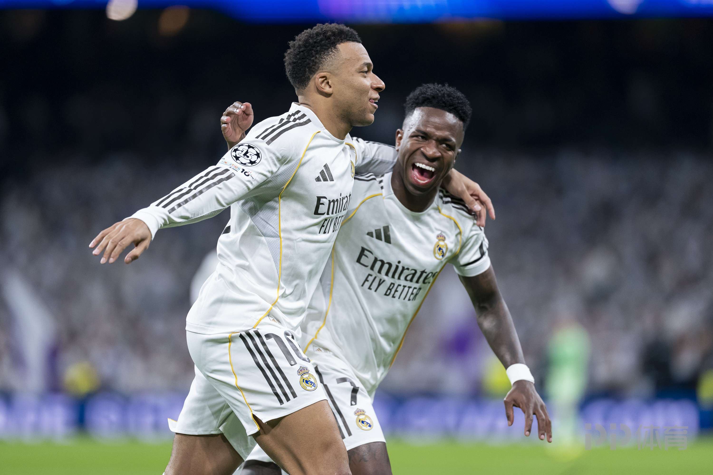 塞尔：维尼修斯希望与姆巴佩薪资持平 目前续约无进展